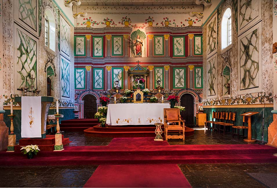 Santa Inés Church Interior